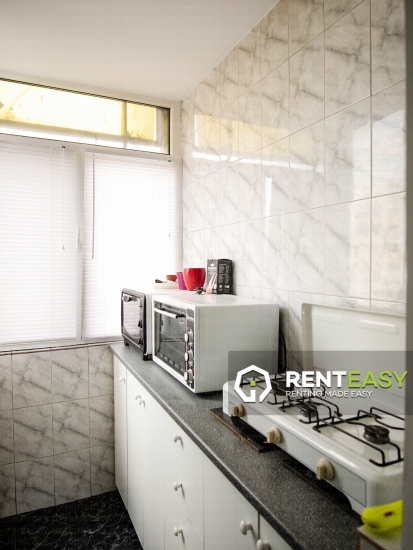 De inchiriat ! Apartament cu trei camere situat pe Bulevardul Independentei