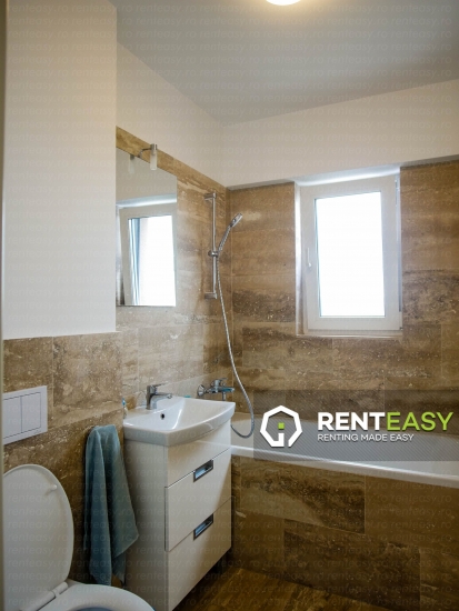 De inchiriat ! Apartament cu 4 camere situat in bloc nou - Newton Residence