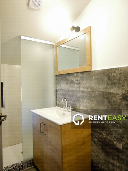 Prima inchiriere!Apartament cu 3 camere situat in zoa Arcu