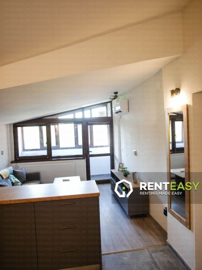 Prima inchiriere!Apartament cu 3 camere situat in zoa Arcu
