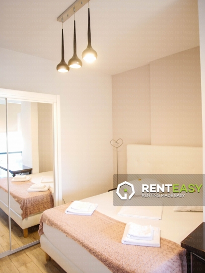 Prima inchiriere!Apartament cu o camera situat in bloc nou in zona Podul de Fier