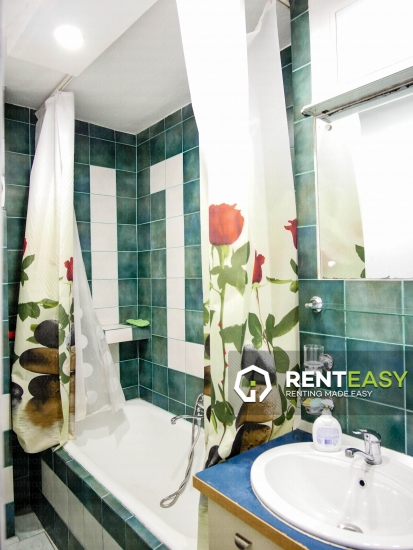 De inchiriat ! Apartament cu doua camere situat pe Bulevardul Independentei - UMF