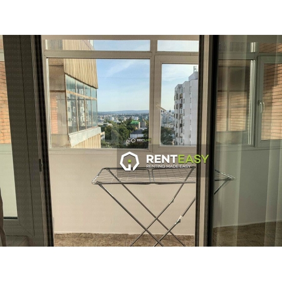 Apartament cu 3 camere situat pe Bulevardul Independentei, 600 euro