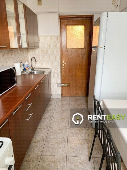 Apartament cu 3 camere situat pe Bulevardul Independentei, 600 euro