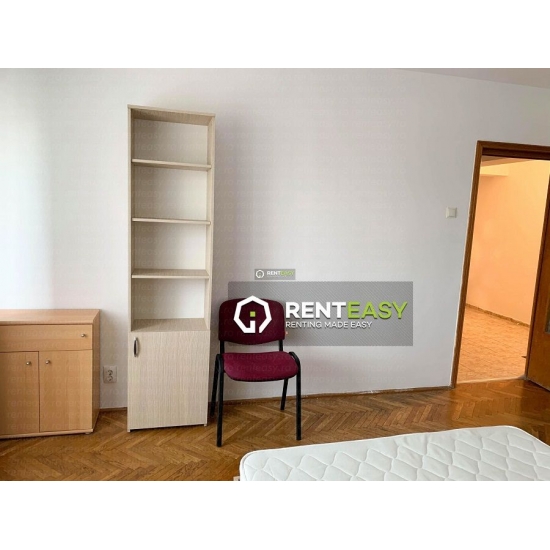 Apartament cu 3 camere situat pe Bulevardul Independentei, 600 euro