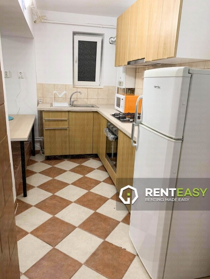 De inchiriat apartament 3 camere, Piata Unirii
