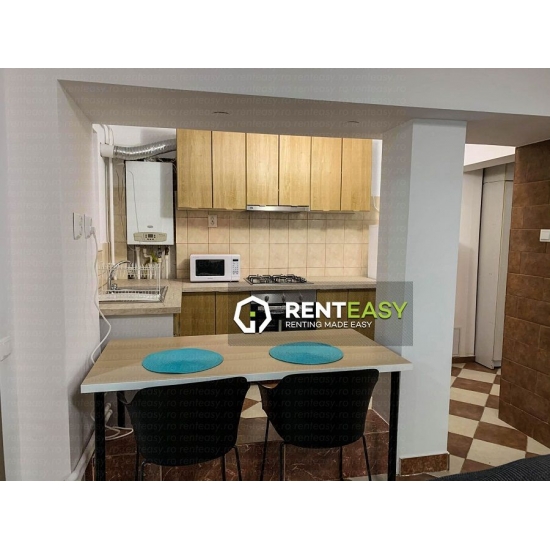 De inchiriat apartament 3 camere, Piata Unirii
