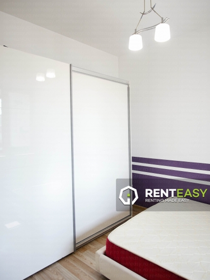 De inchiriat! Apartament 2 camere, zona Palas.