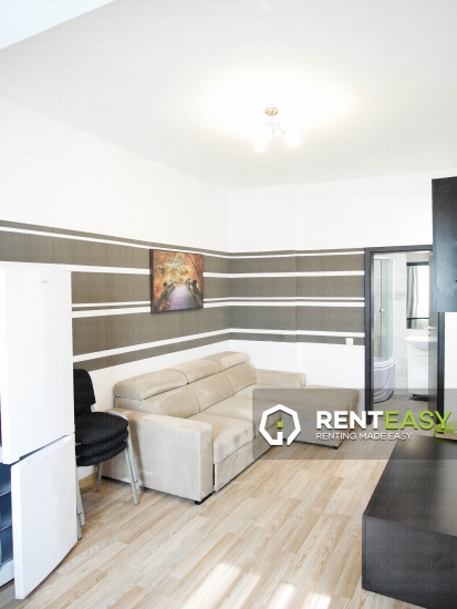 De inchiriat! Apartament 2 camere, zona Palas.