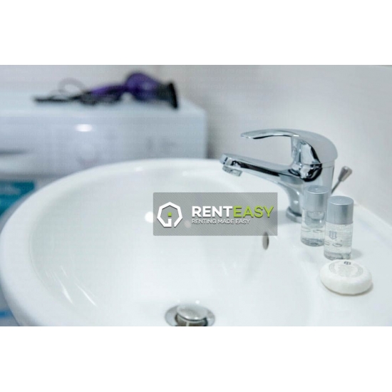 De inchiriat! Apartament 2 camere, bloc nou, in zona Lazar.