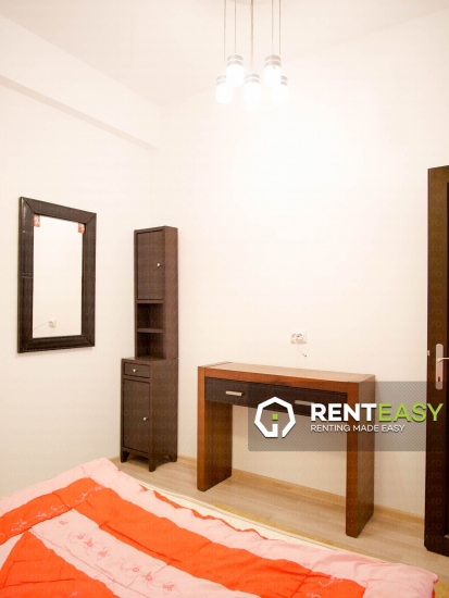 De inchiriat! Apartament 3 camere pe Independentei.