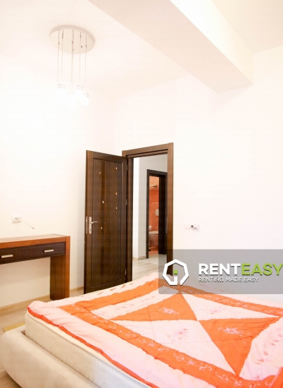 De inchiriat! Apartament 3 camere pe Independentei.