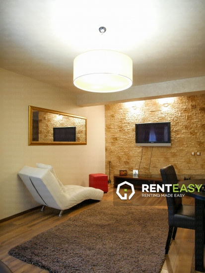 De inchiriat! Apartament 3 camere zona Nicolina.