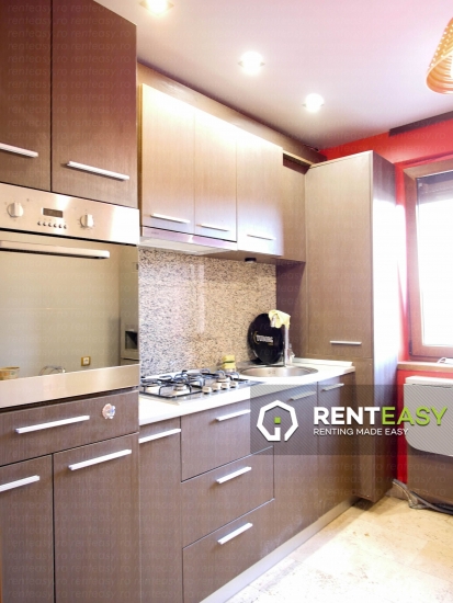 De inchiriat! Apartament 3 camere zona Nicolina.
