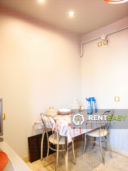 De inchiriat! Apartament 3 camere zona Nicolina.