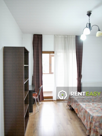 De inchiriat! Apartament 3 camere zona Pacurari.