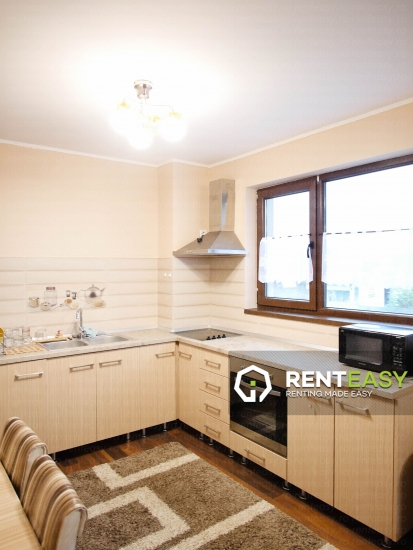De inchiriat! Apartament 2 camere, zona Mitropolie.