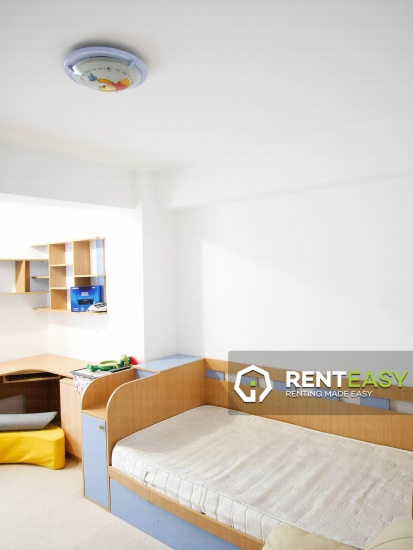 De inchiriat! Apartament 2 camere zona Sararie!