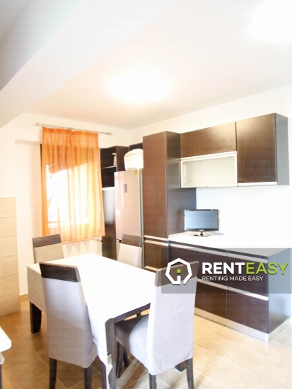 De inchiriat! Apartament 2 camere zona Sararie!
