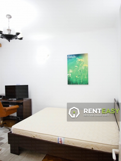 De inchiriat ! Apartament cu doua camere situat in zona UMF