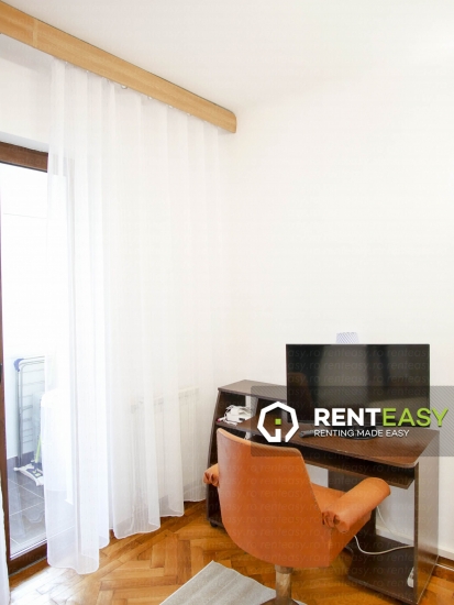 De inchiriat ! Apartament cu doua camere situat in zona UMF