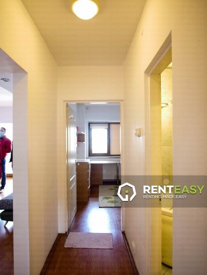 De inchiriat! Apartament 3 camere, zona Hala Centrala!