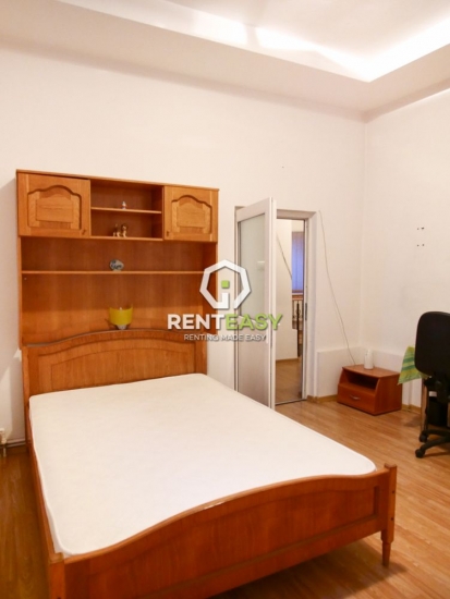 Casa cu 5 camere Podul de Fier - Statia Padurii