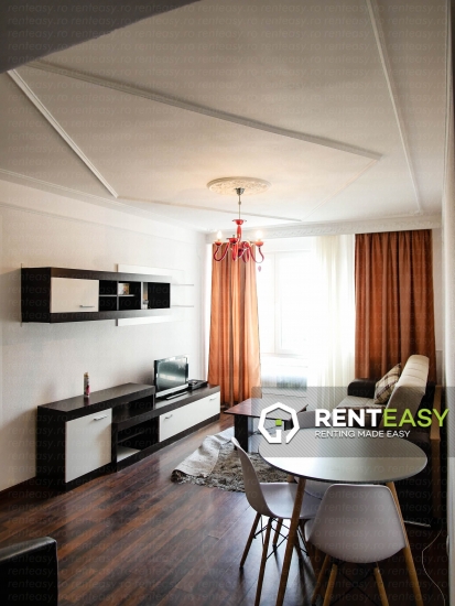 De inchiriat apartament cu 3 camere zona Piata-Unirii