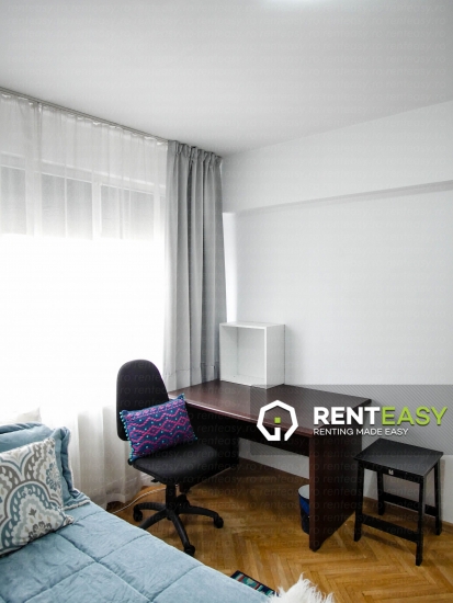 De inchiriat ! Apartament cu trei camere situat in Piata Unirii