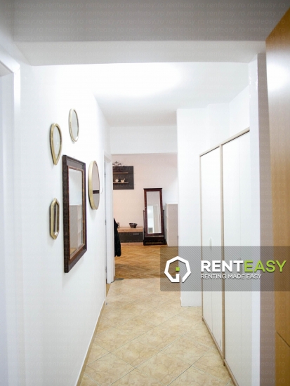 De inchiriat ! Apartament cu trei camere situat in Piata Unirii