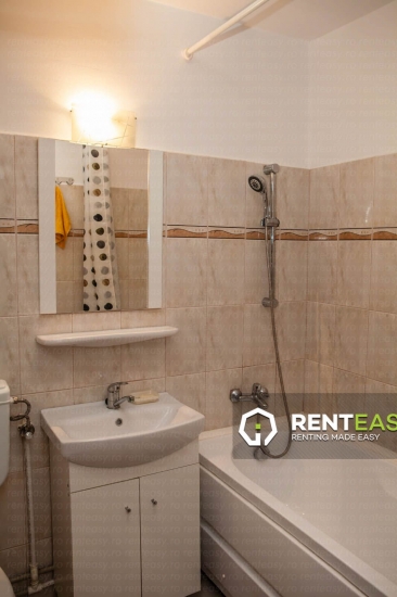 De inchiriat ! Apartament cu o camera situat in zona Podul de Fier