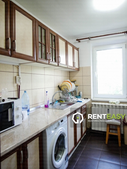 De inchiriat ! Apartament cu trei camere situat in zona Bucsinescu