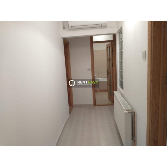 De inchiriat ! Apartament cu doua camere situat in zona Arcu