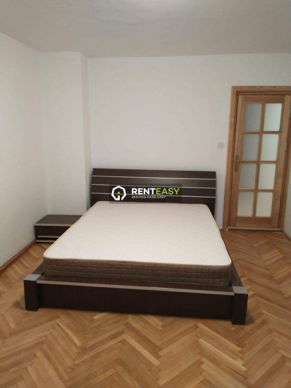 De inchiriat ! Apartament cu doua camere situat in zona Arcu