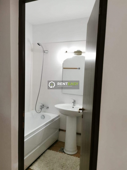 De inchiriat ! Apartament cu o camera situat in zona Podul de Fier