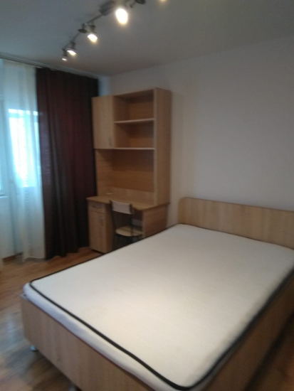 De inchiriat ! Apartament cu o camera situat in zona Podu Ros