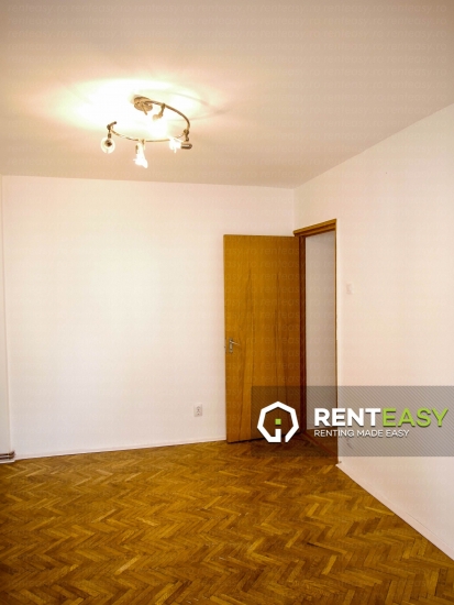 De inchiriat ! Apartament cu patru camere situat in zona Ultracentrala - Luceafarul