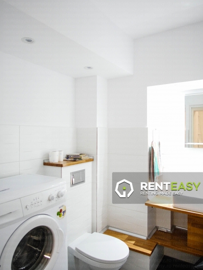 De inchiriat ! Apartament cu patru camere situat in zona Ultracentrala - Luceafarul