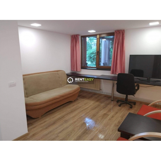 De inchiriat ! Apartament cu doua camere la casa situat in zona Copou