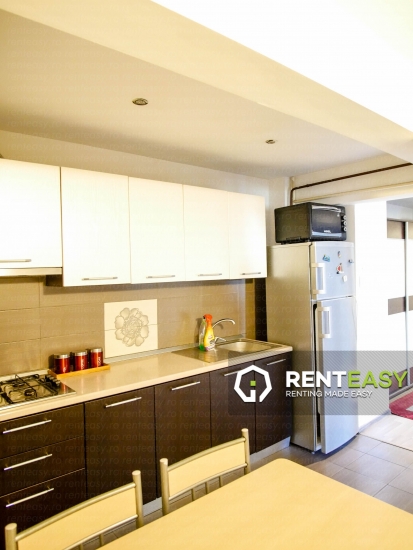 Apartament cu 3 camere de inchiriat situat in zona Centru - Piata Unirii