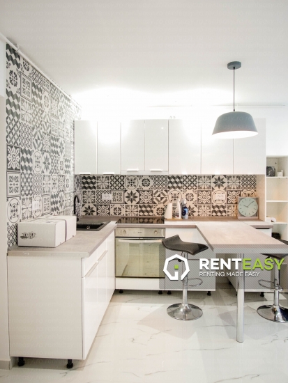 Prima inchiriere! Apartament cu 3camere situat in Piata Unirii