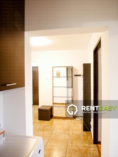 De inchiriat! Apartament cu trei camere situat in zona UMF