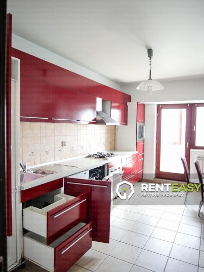 De inchiriat! Apartament cu doua camere situat in zona Tg. Cucu