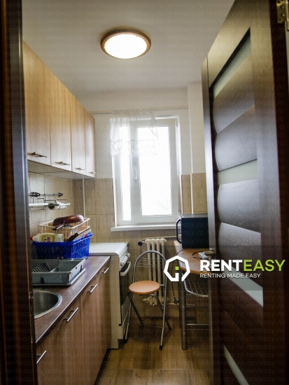 De inchiriat ! Apartament cu doua camere situat in zona Podu Ros