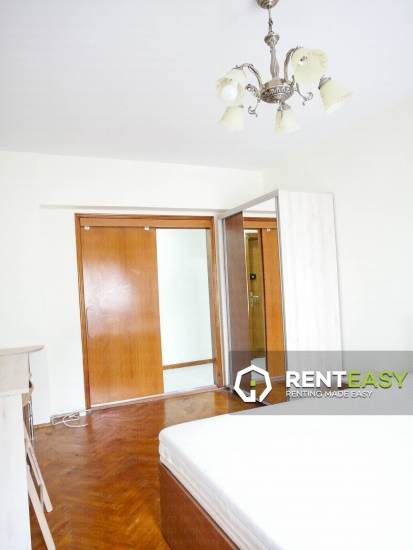 De inchiriat ! Apartament cu trei camere situat in zona Pacurari - Petru Poni