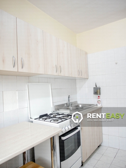 De inchiriat ! Apartament cu trei camere situat in zona Pacurari - Petru Poni