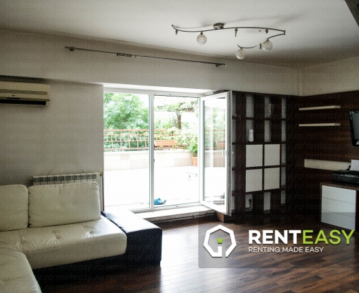 De inchiriat ! Apartament cu 4 camere situat in zona Piata Unirii