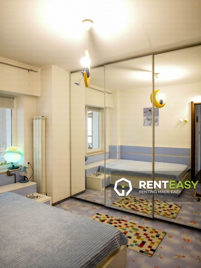 De inchiriat ! Apartament cu 4 camere situat in zona Piata Unirii