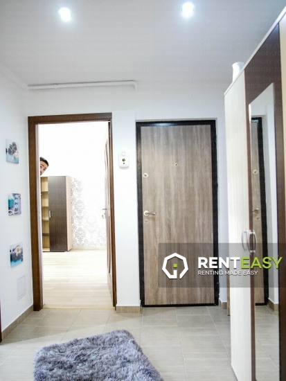De inchiriat ! Apartament cu doua camere situat in zona Podul de Fier