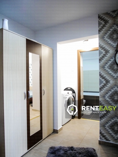 De inchiriat ! Apartament cu doua camere situat in zona Podul de Fier